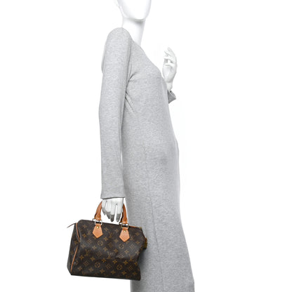 Louis Vuitton Monogram Speedy 25 2 of 13