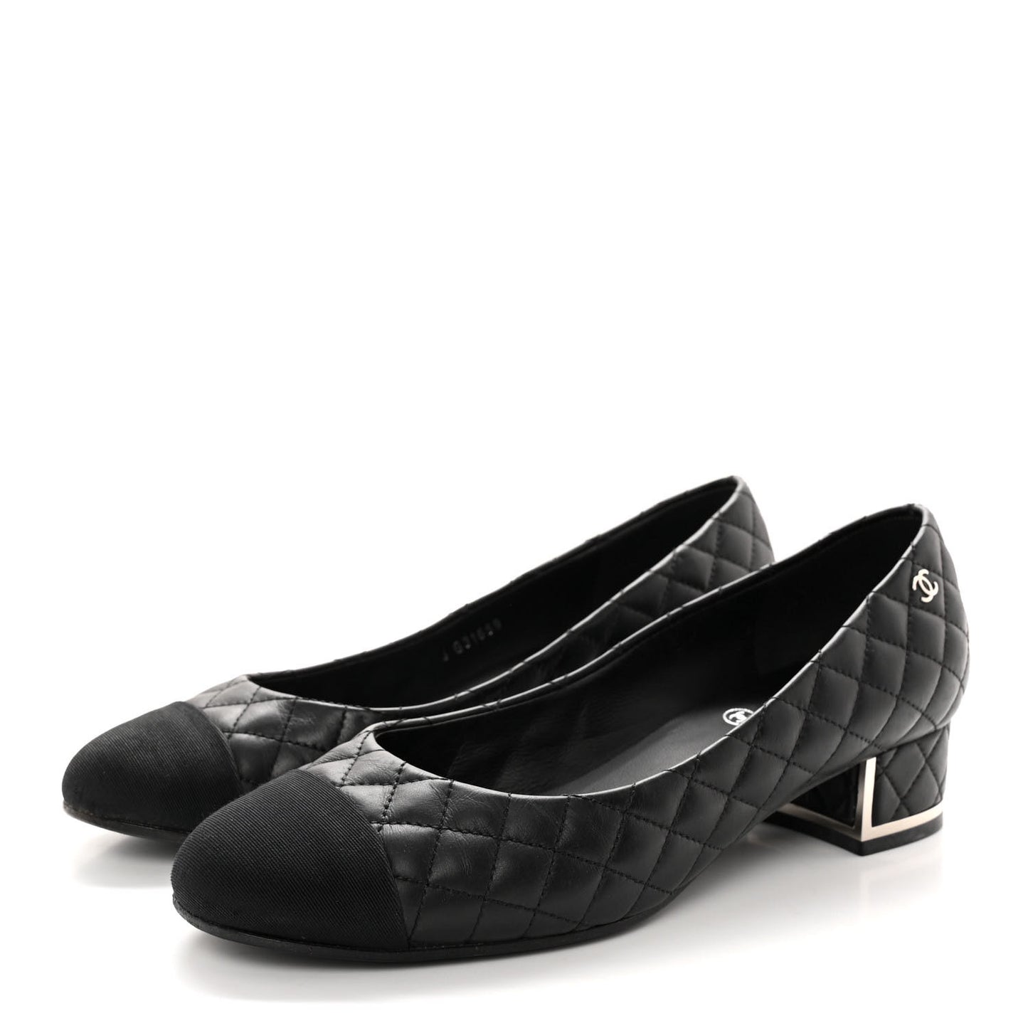 Lambskin Grosgrain Quilted CC Cap Toe Low Heel Pumps 37 Black