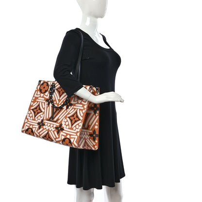 Louis Vuitton Monogram Giant Crafty Onthego GM Crème Caramel 2 of 8