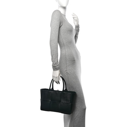 Bottega Veneta Nappa Maxi Intrecciato Small Arco Tote Inkwell 2 of 12