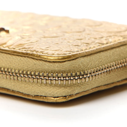 Chanel Metallic Calfskin Crocodile Embossed Cocodile Zip Coin Case Gold 10 of 13
