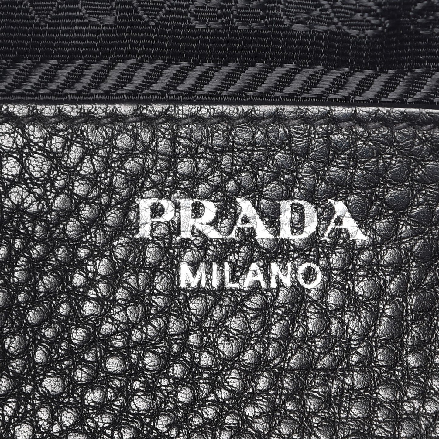 Vitello Daino Crossbody Bag Black