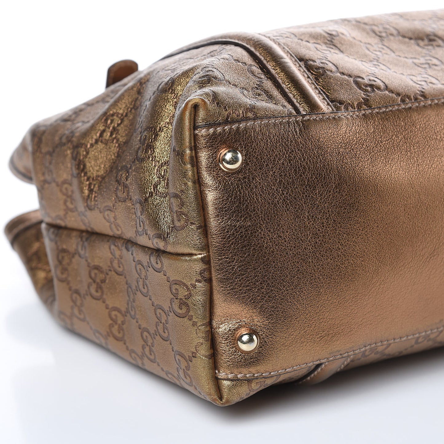 Metallic Guccissima Medium Britt Tote Gold