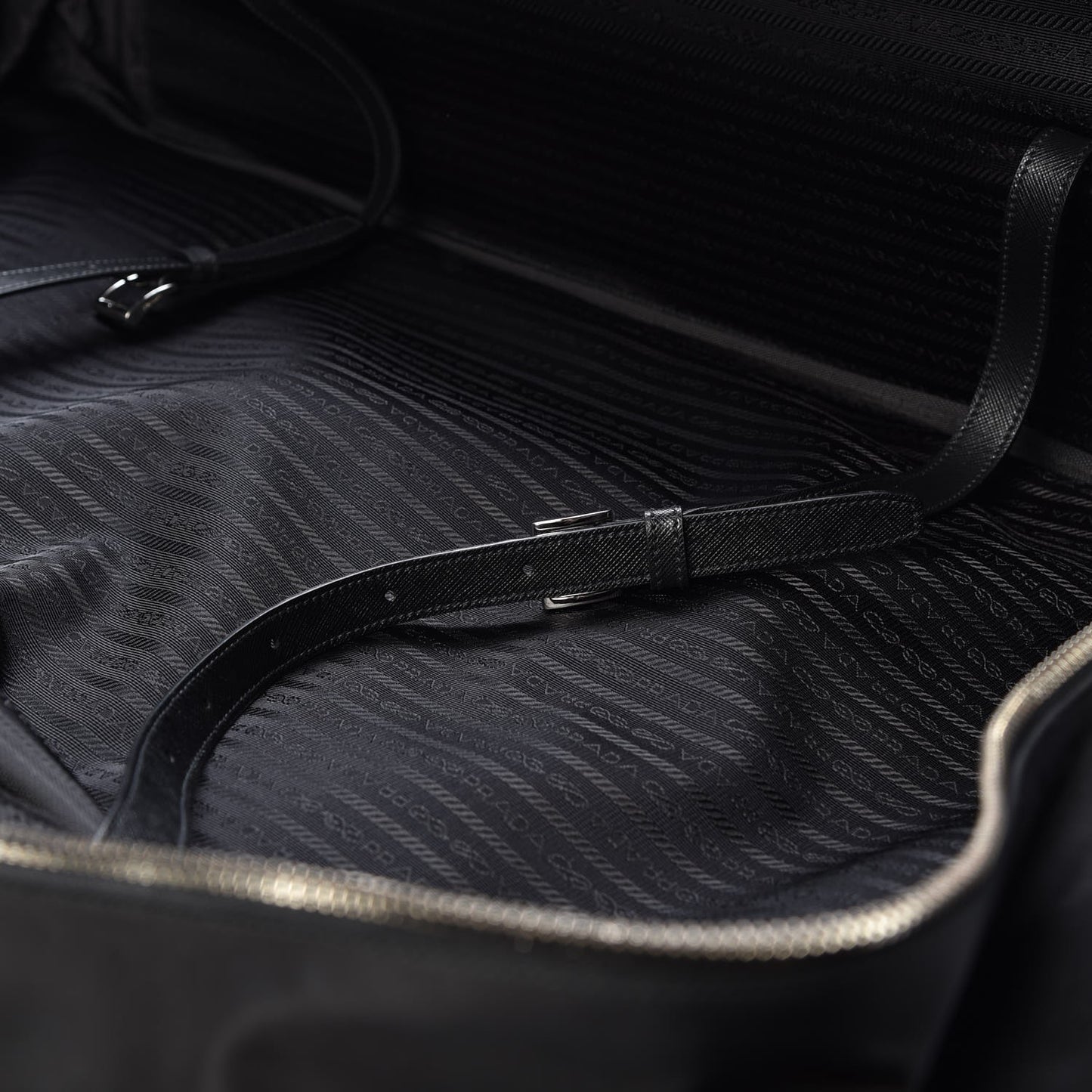 Tessuto Nylon Saffiano Suitcase Black