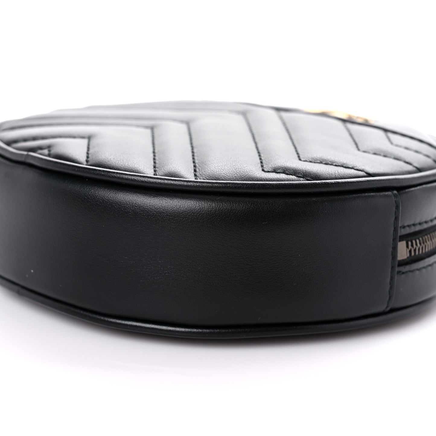 Calfskin Matelasse GG Marmont Round Wrist Wallet Black
