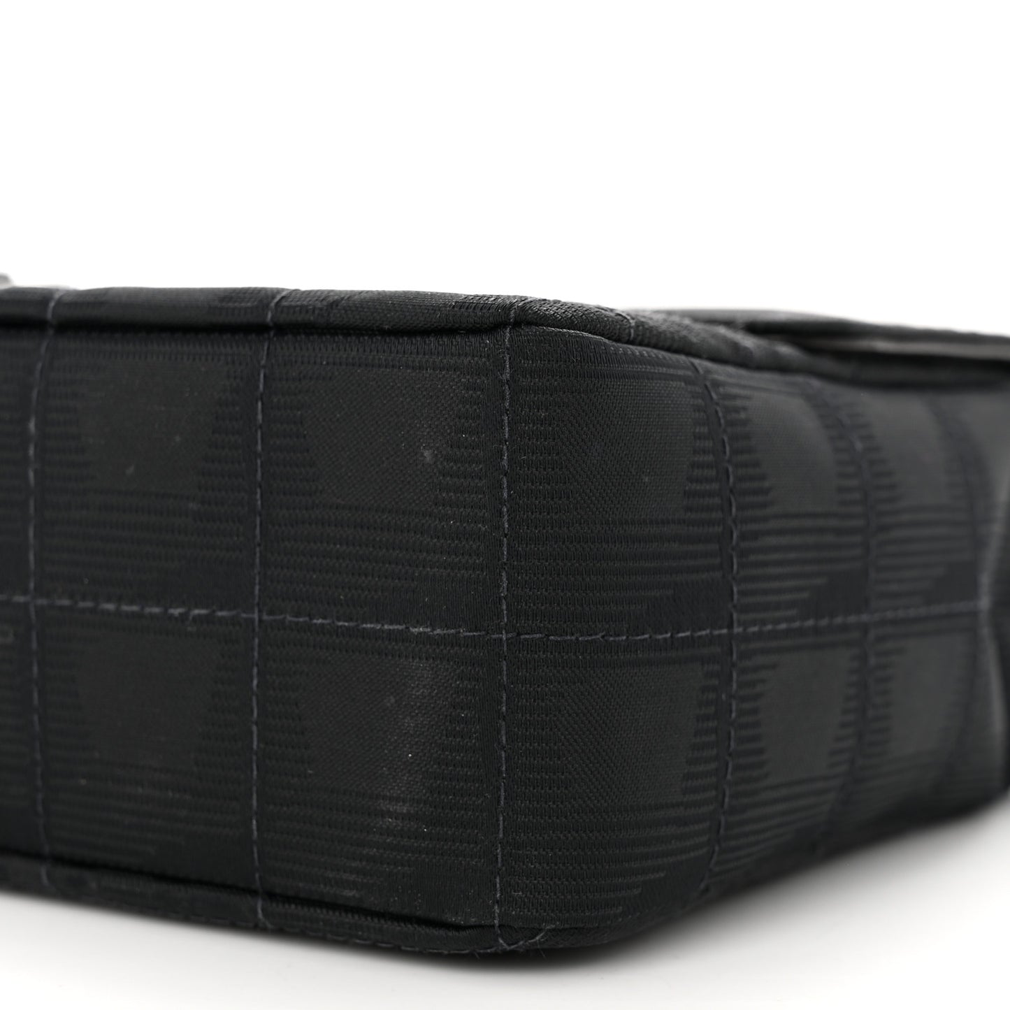 Nylon Medium Travel Flap Black