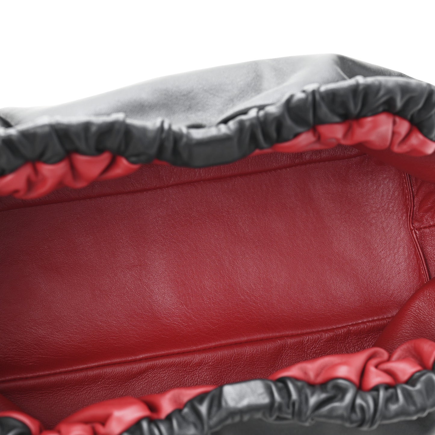 Lambskin Cloud Clutch Black Flamma