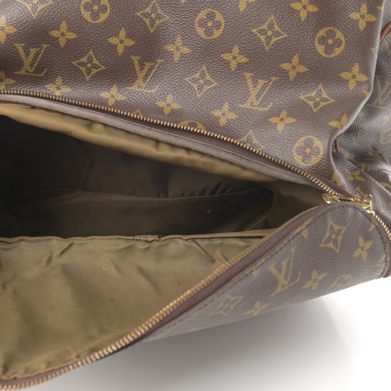 Louis Vuitton Monogram Evasion Sports Bag 6 of 20