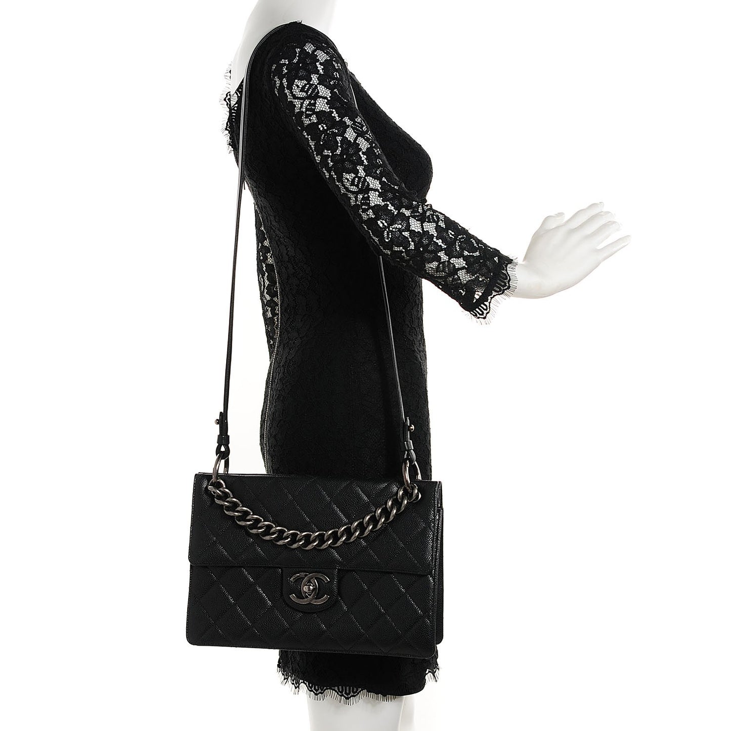 Caviar Quilted Large Retro Class Flap Black