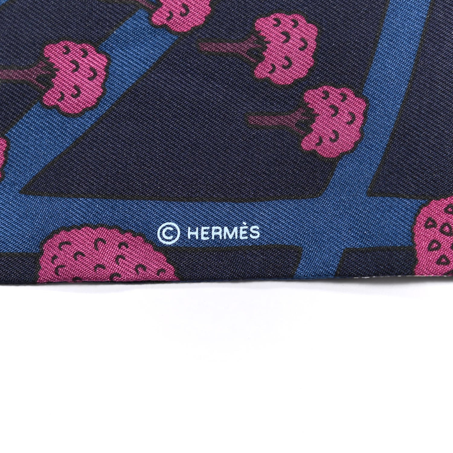 Hermes Silk Les Nouveaux Amoureux de Paris Twilly Marine Violet White 3 of 4