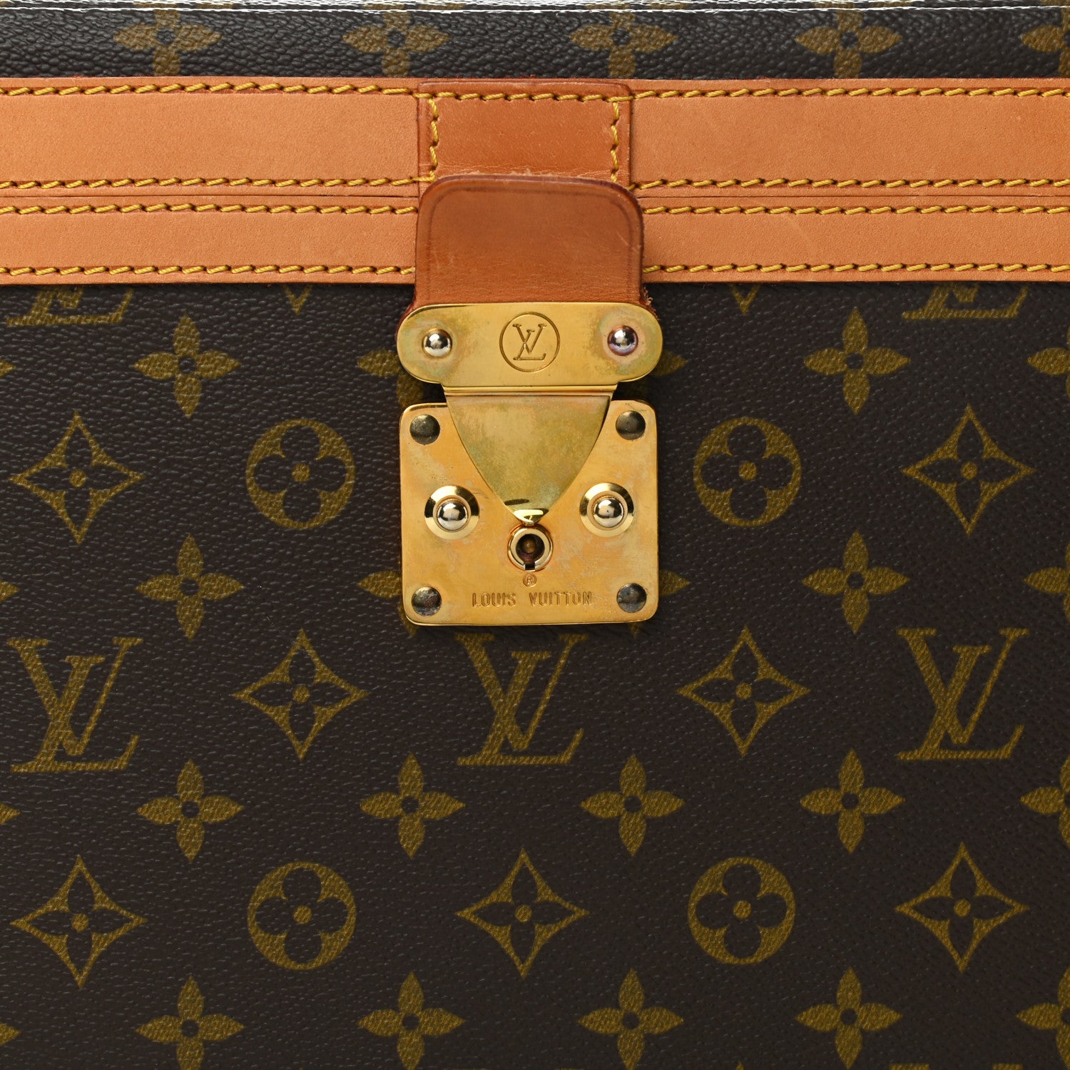 Louis Vuitton Monogram Train Case 7 of 16