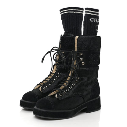 Chanel Suede Pony Hair Shearling Lace Up Combat Boots 38.5 Black White 3 of 7
