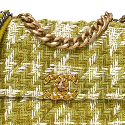 Chanel Tweed Quilted Medium Chanel 19 Flap Green 7 of 9