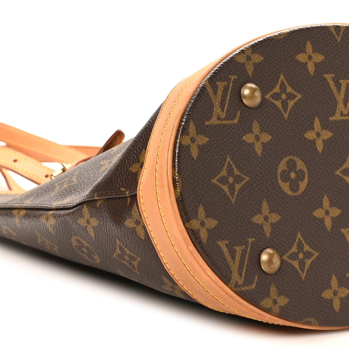 Monogram Petit Bucket 23