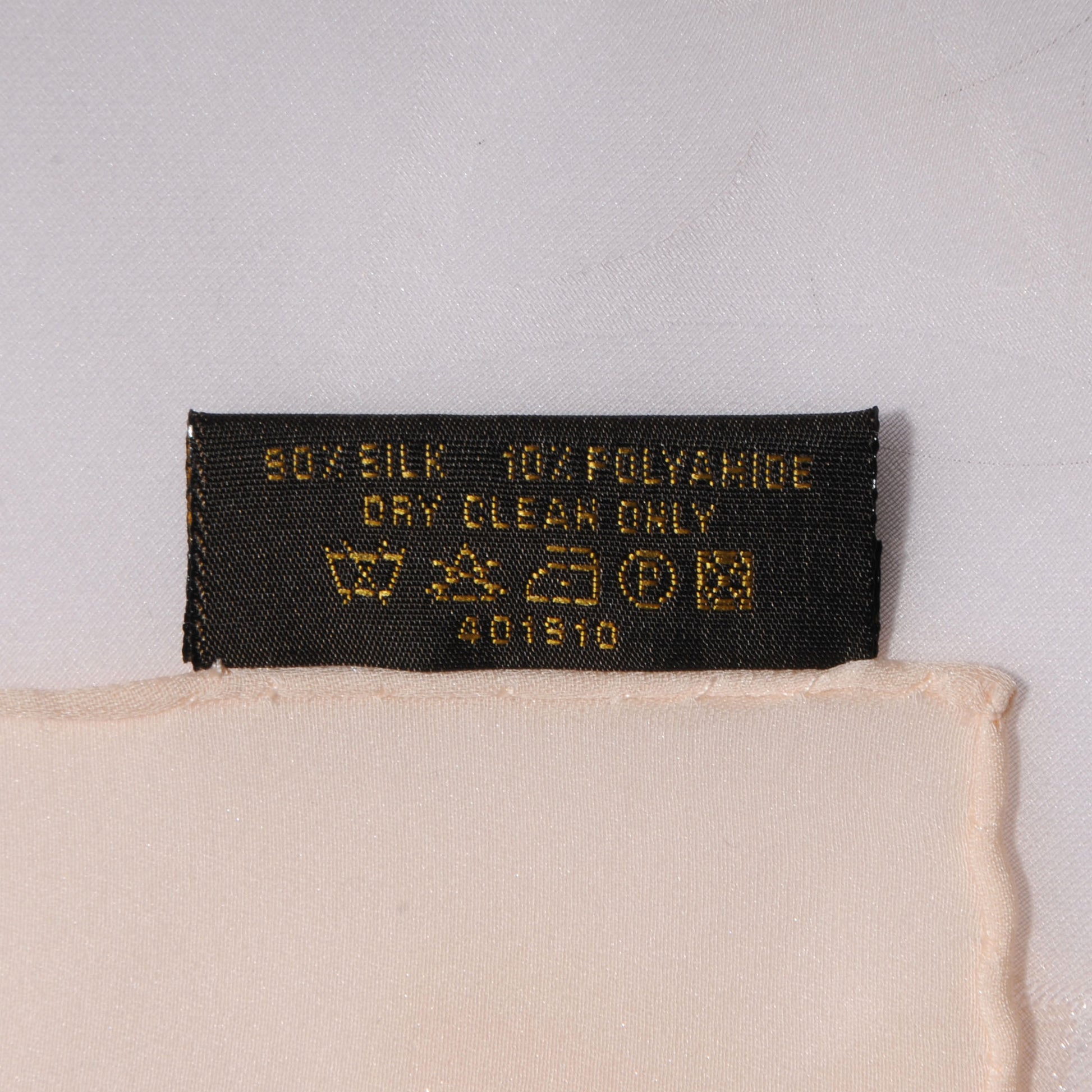 Louis Vuitton Silk Polyamide Glitter Monogram Shawl Beige 5 of 5