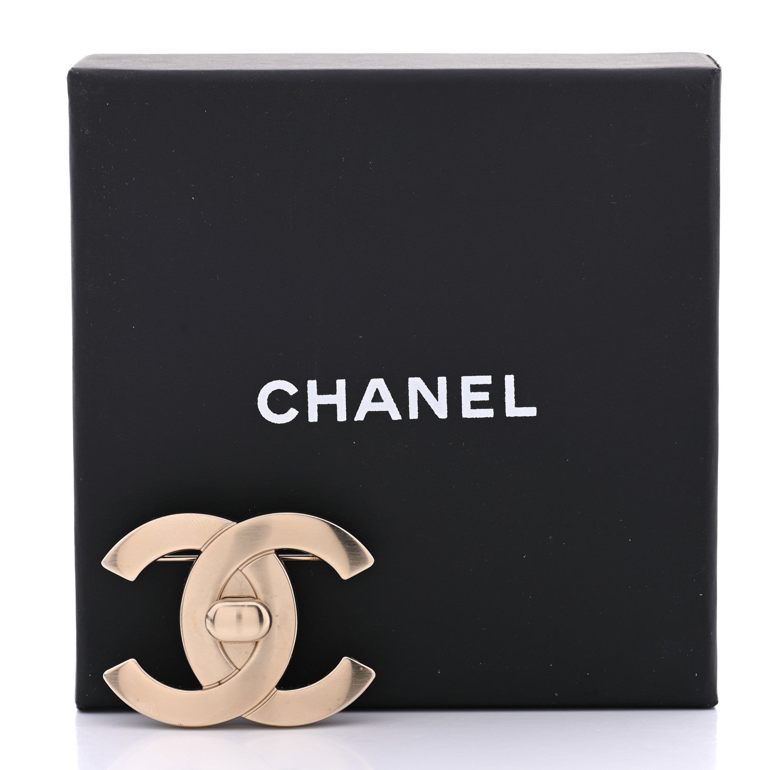 Chanel CC Turnlock Brooch Gold 6 of 6