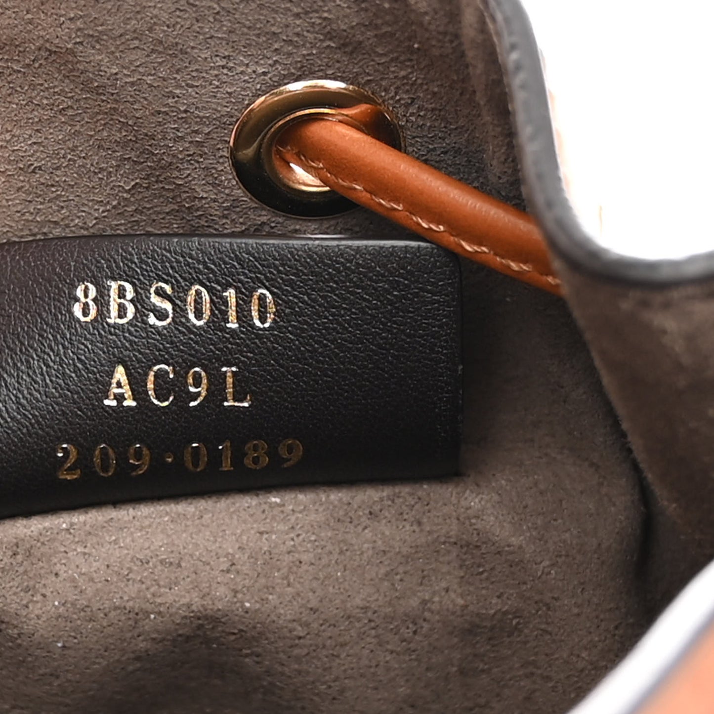 Vitello King F is Fendi Logo Embossed Mini Mon Tresor Bucket Bag Cuoio