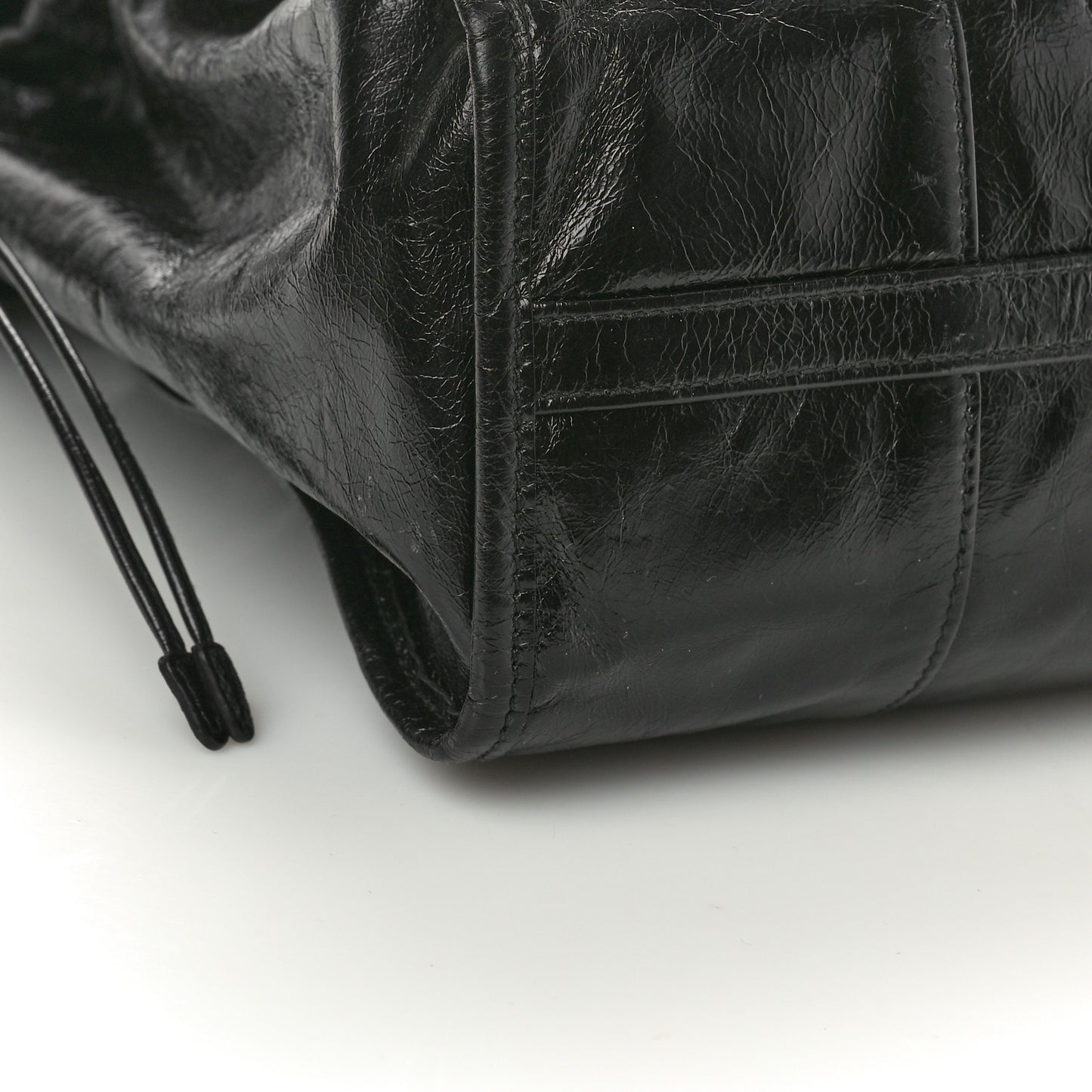 Glossy Calfskin Triangle Large Bonnie Shoulder Bag Black