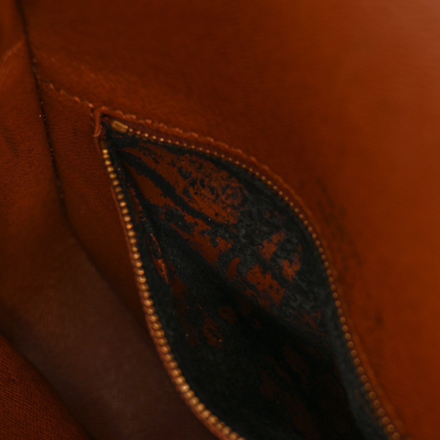 Louis Vuitton Monogram Saint Cloud MM 10 of 13