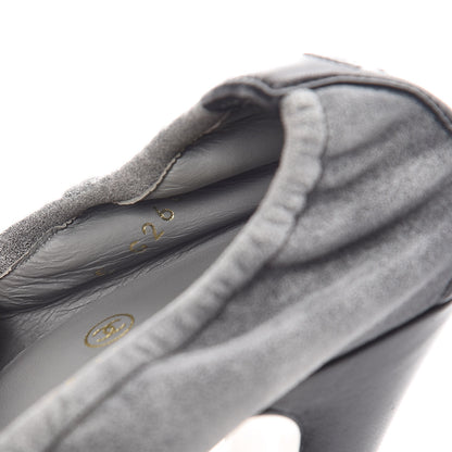 Chanel Suede CC Cap Toe Pumps 38.5 Grey Black 9 of 10