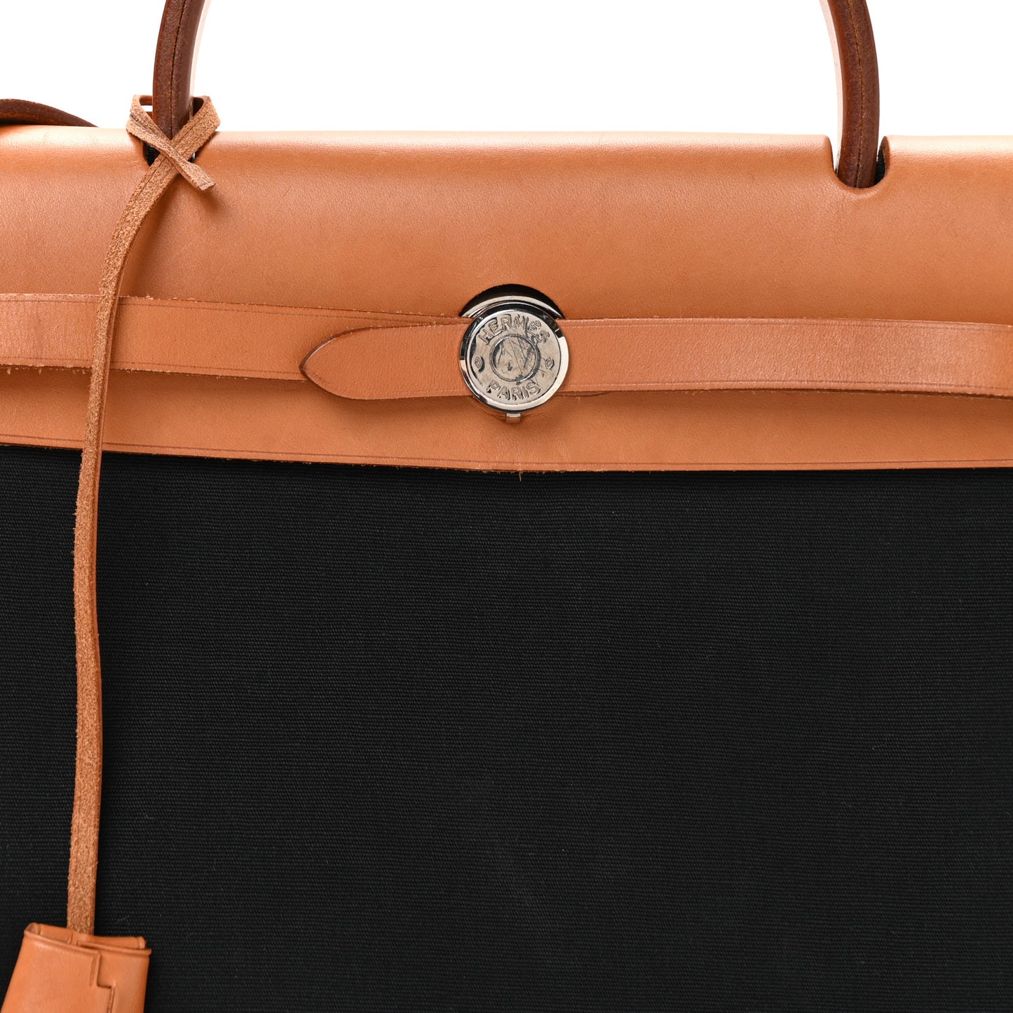 Toile Vache Calfskin Herbag 30 PM Black Natural