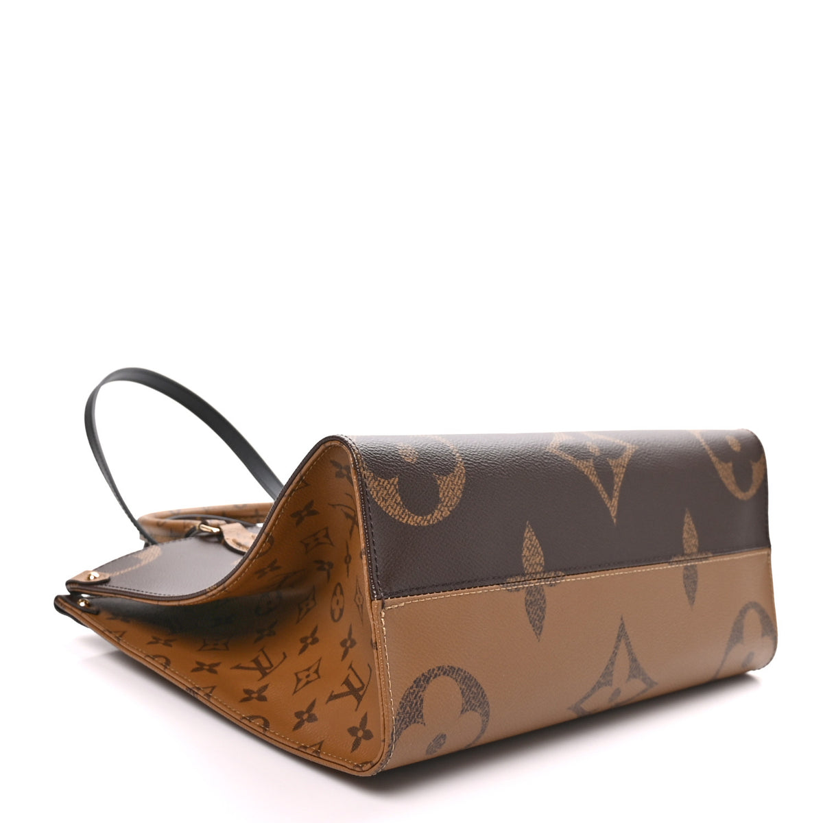 Reverse Monogram Giant Onthego MM