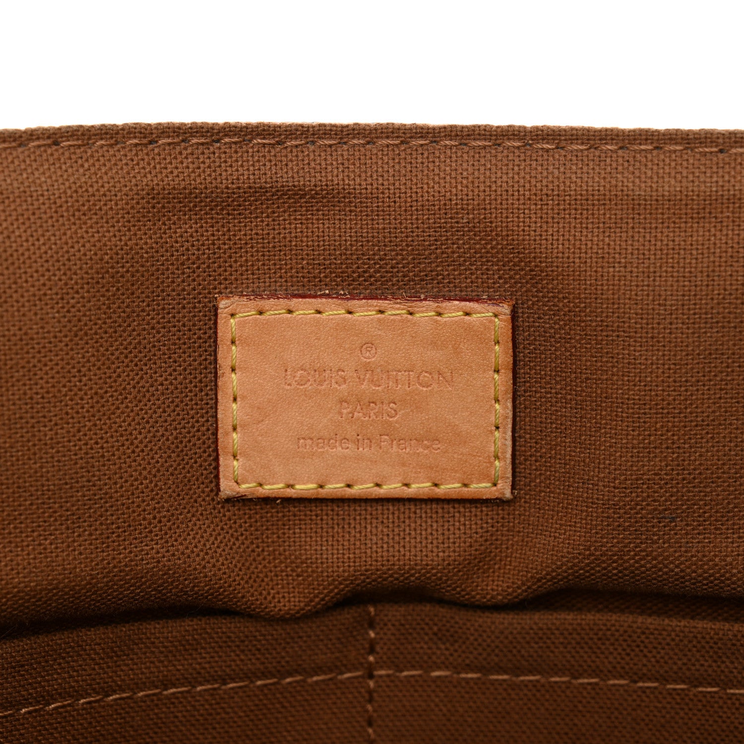 Louis Vuitton Monogram Beaubourg MM Messenger Bag 6 of 13
