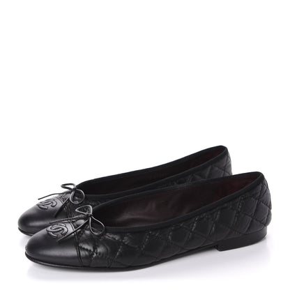 Chanel Aged Calfskin Quilted CC Cap Toe Ballerina Flats 39 Black 3 of 11