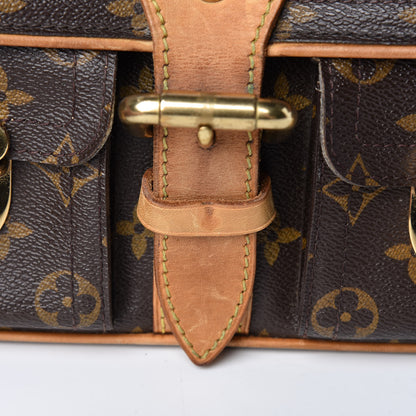 Louis Vuitton Monogram Hudson PM 15 of 27