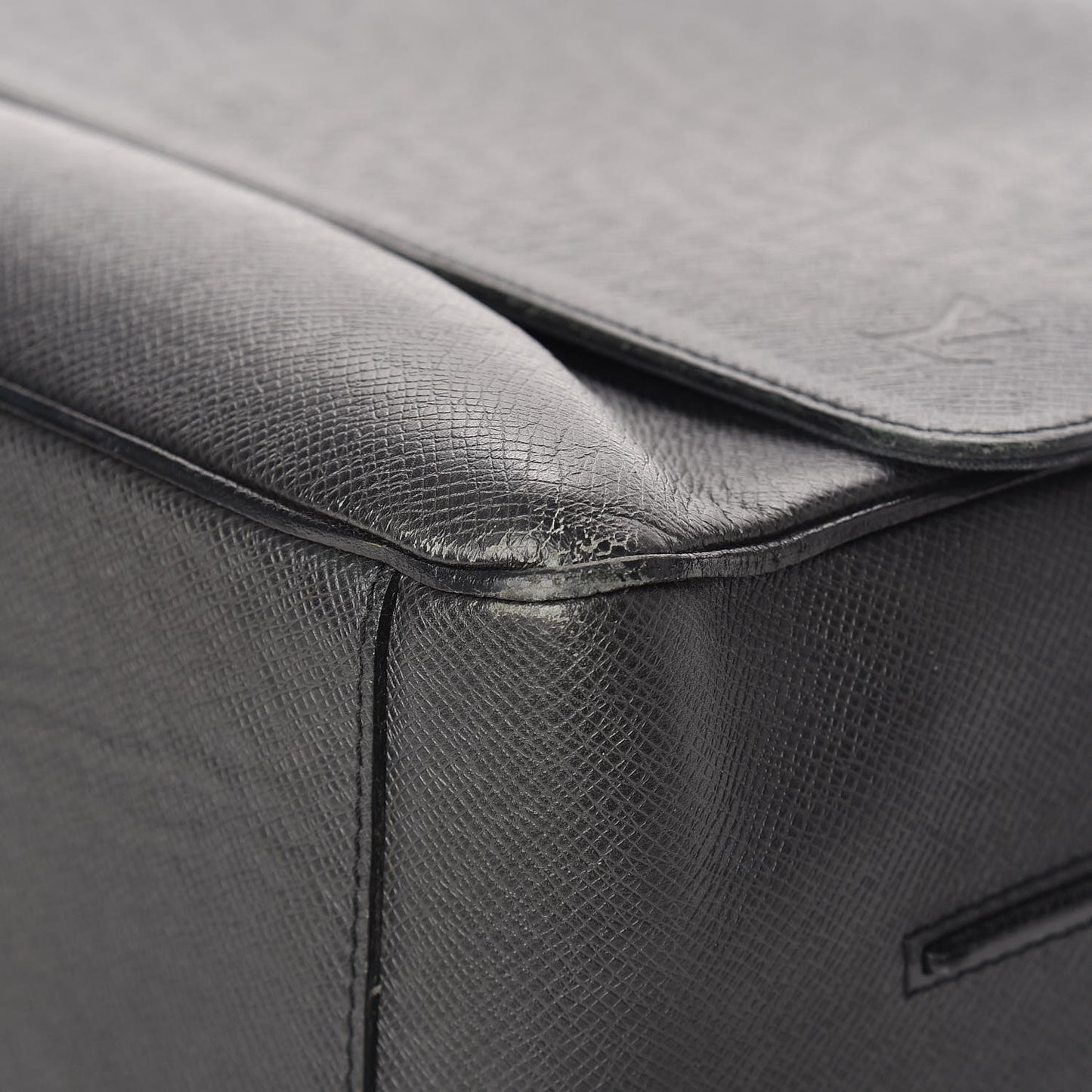 Taiga Roman MM Messenger Black