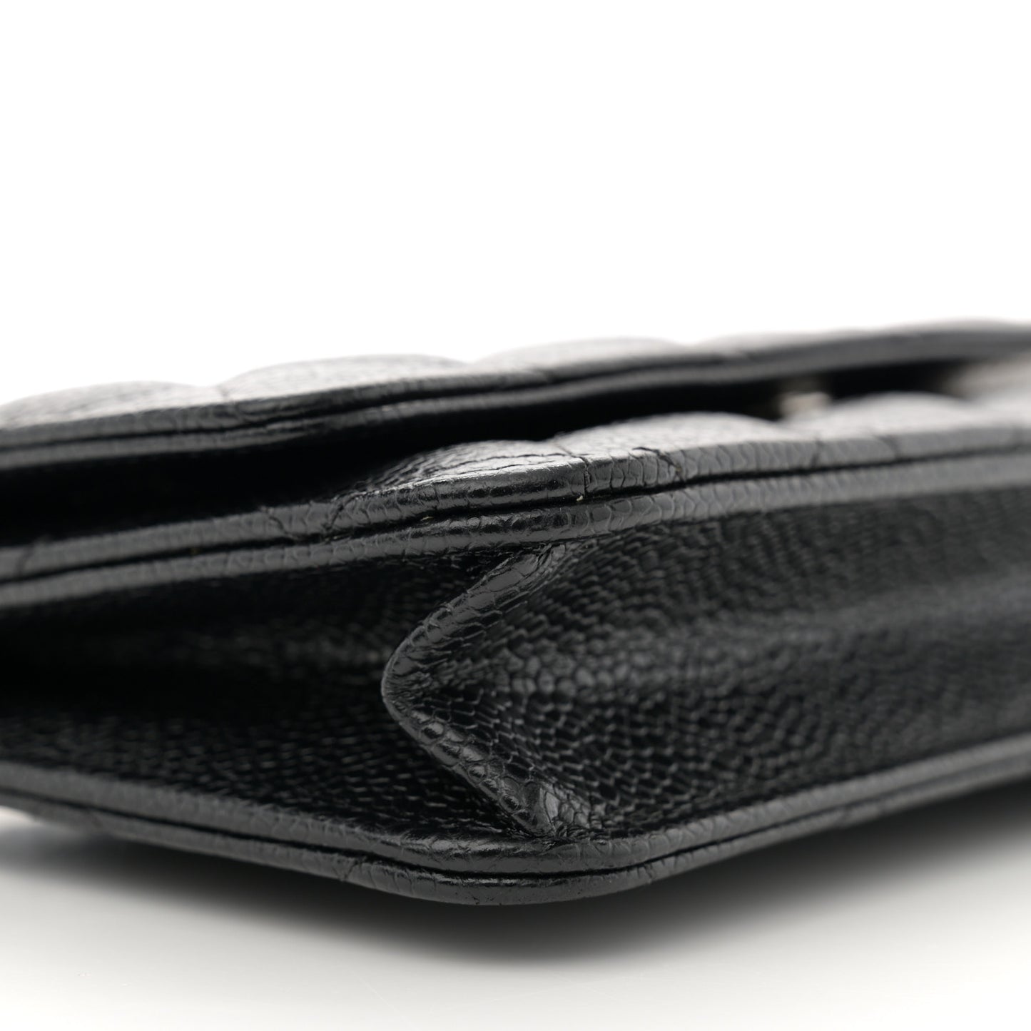 Caviar Quilted Wallet on Chain WOC Black
