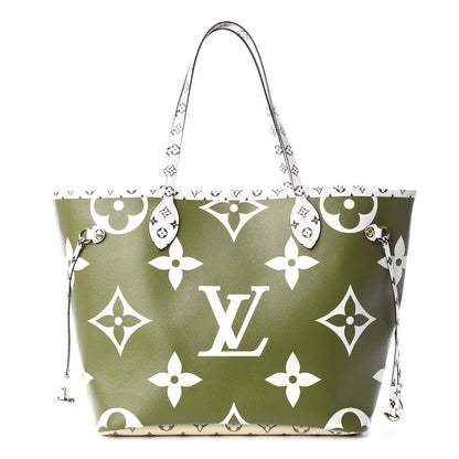 Louis Vuitton Monogram Giant Neverfull MM Kaki 1 of 11