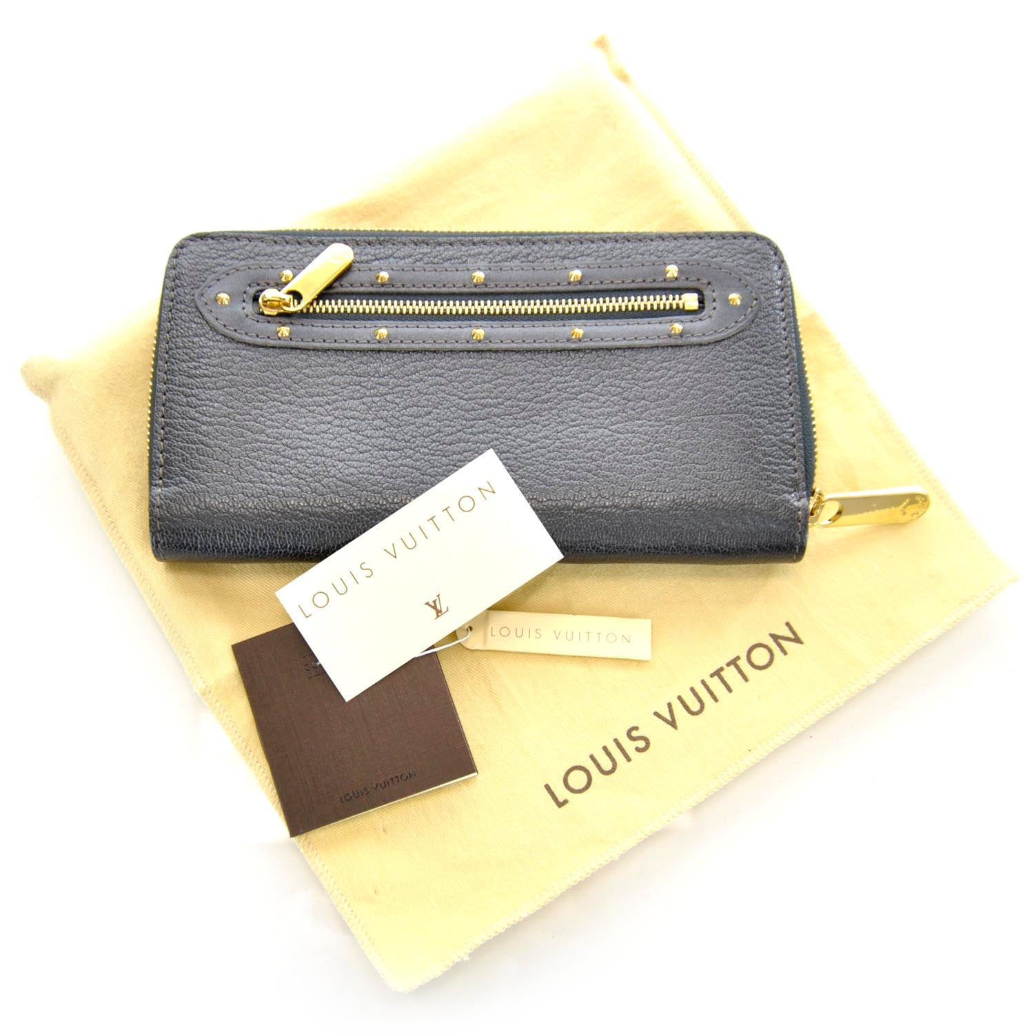 Louis Vuitton Suhali Zippy Wallet Black 8 of 14