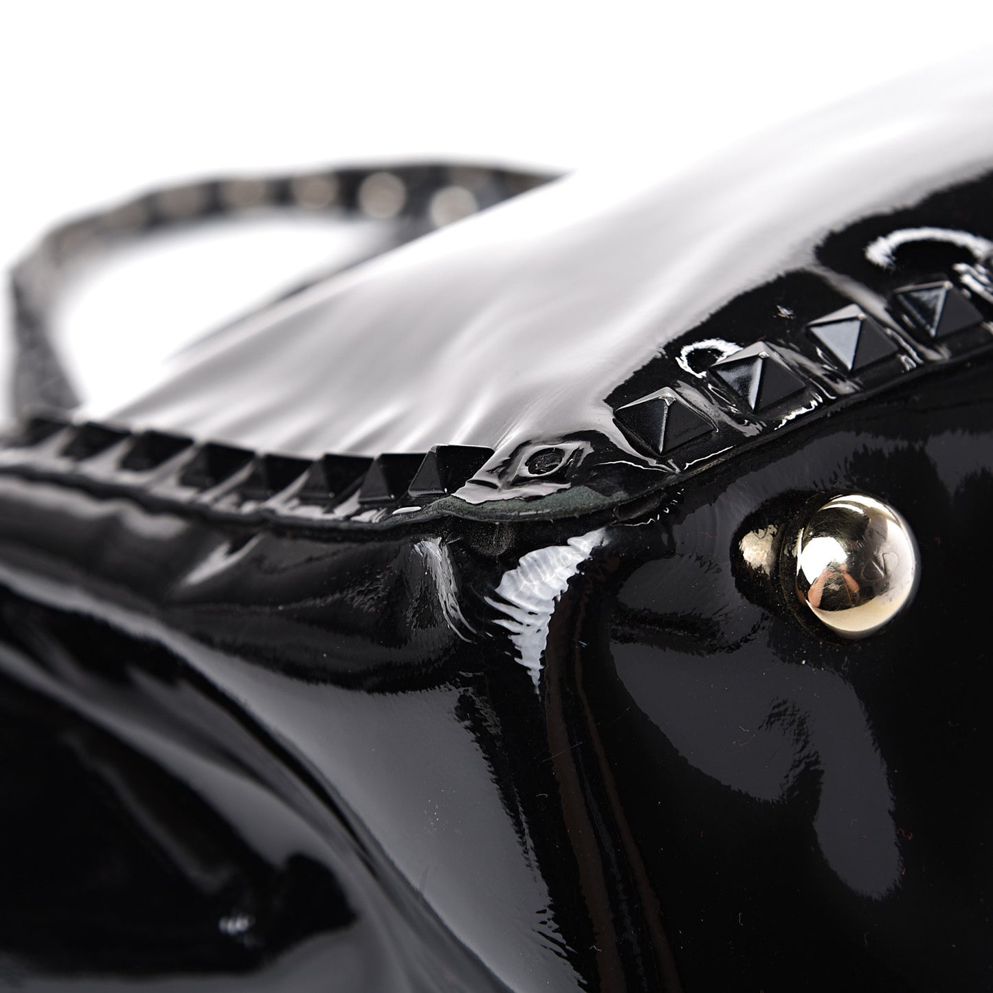 Patent Medium Rockstud Tote Black