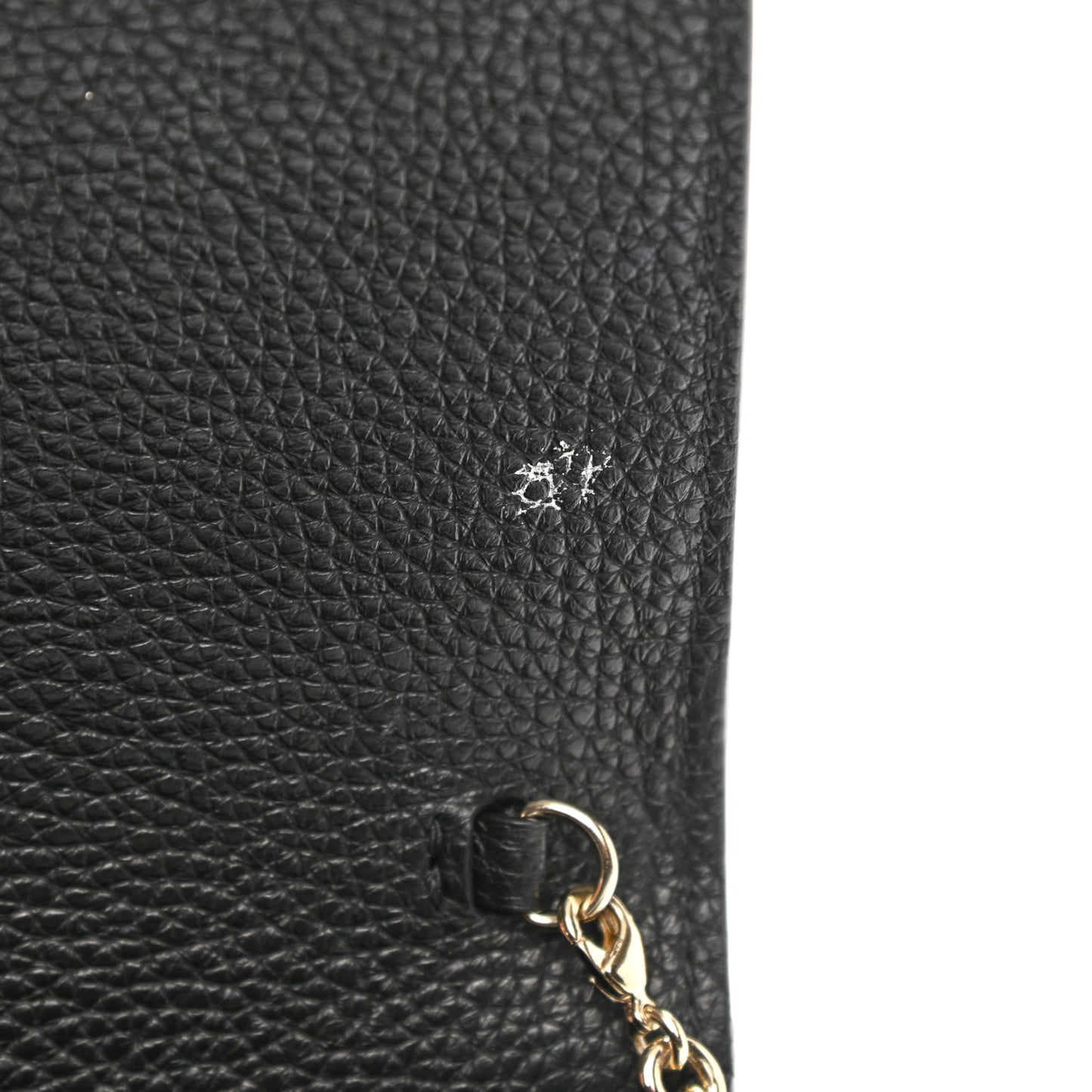 Calfskin City Wallet On Chain Black