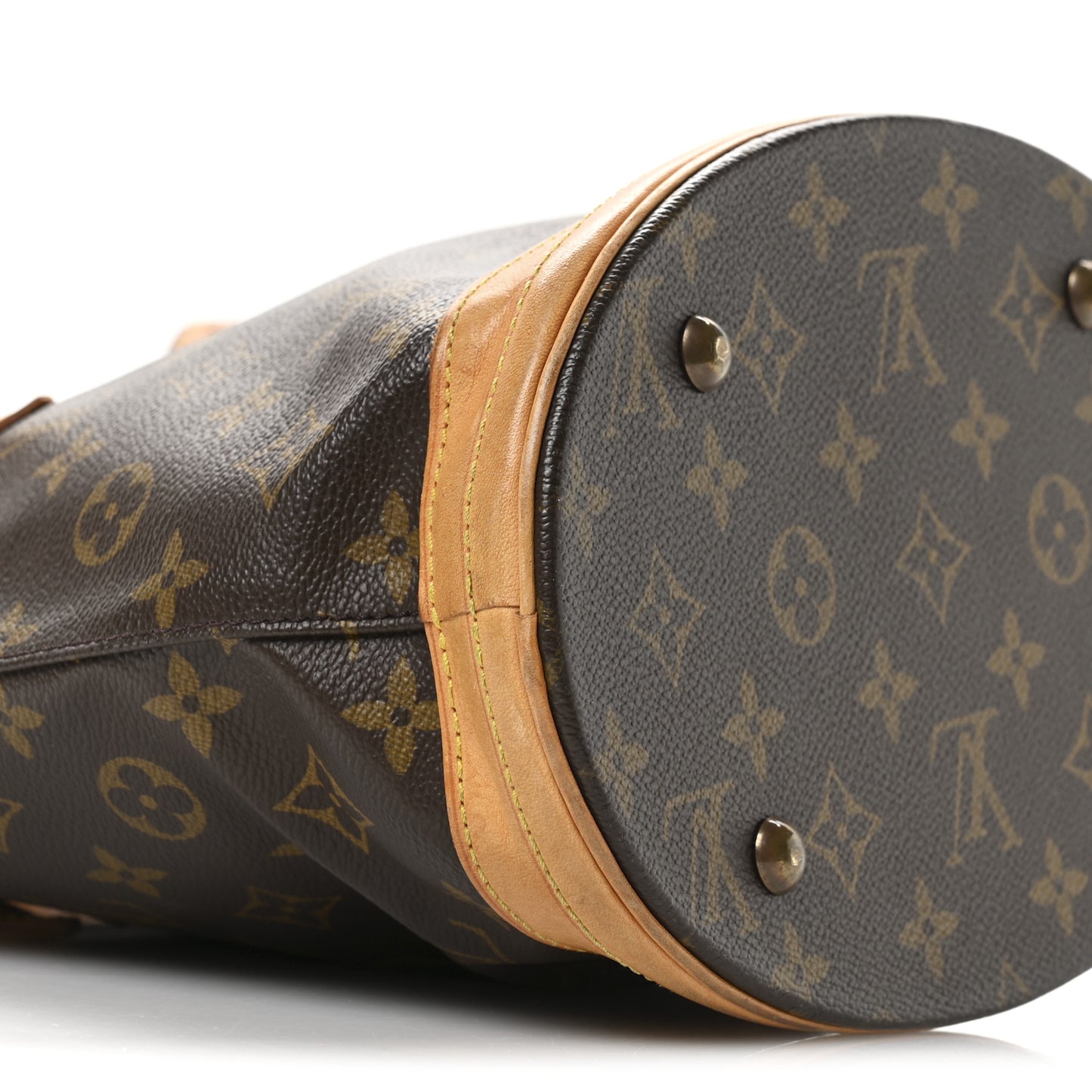 Monogram Petit Bucket 23