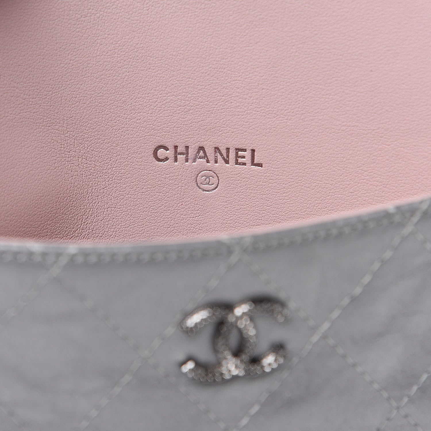 Chanel Metallic Aged Calfskin Brilliant iPad Case Silver 6 of 8