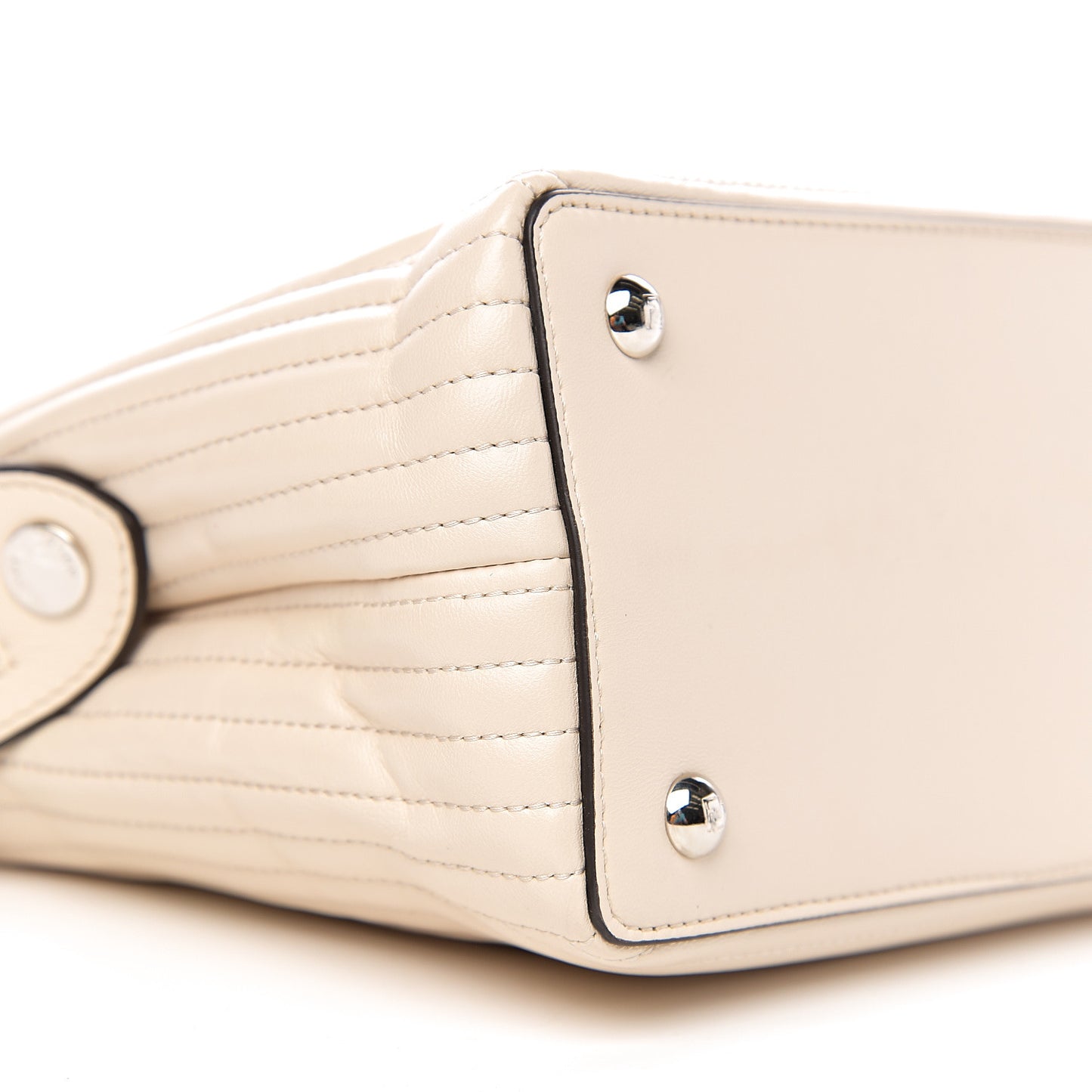 Shiny Nappa Trapuntata Small DotCom Click Chain Satchel Camelia