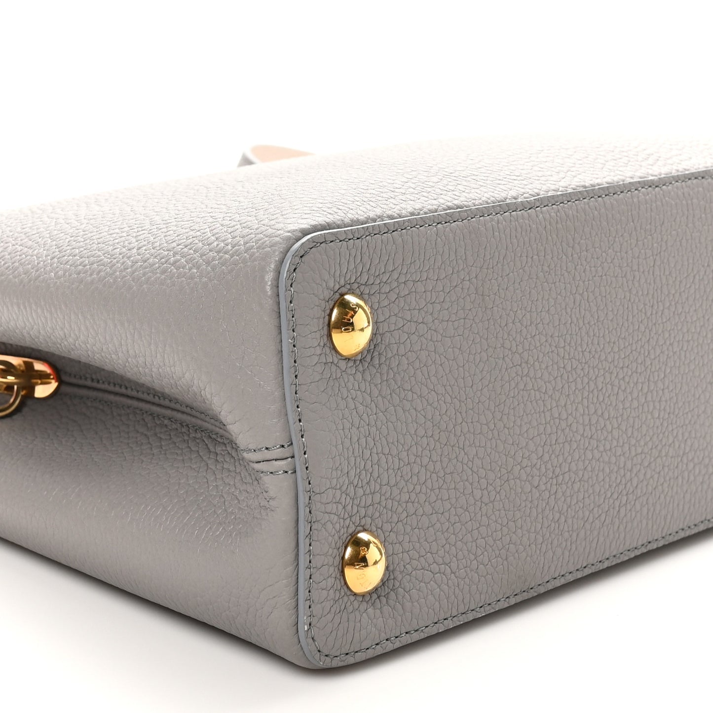 Taurillon Capucines MM Steeple Gray