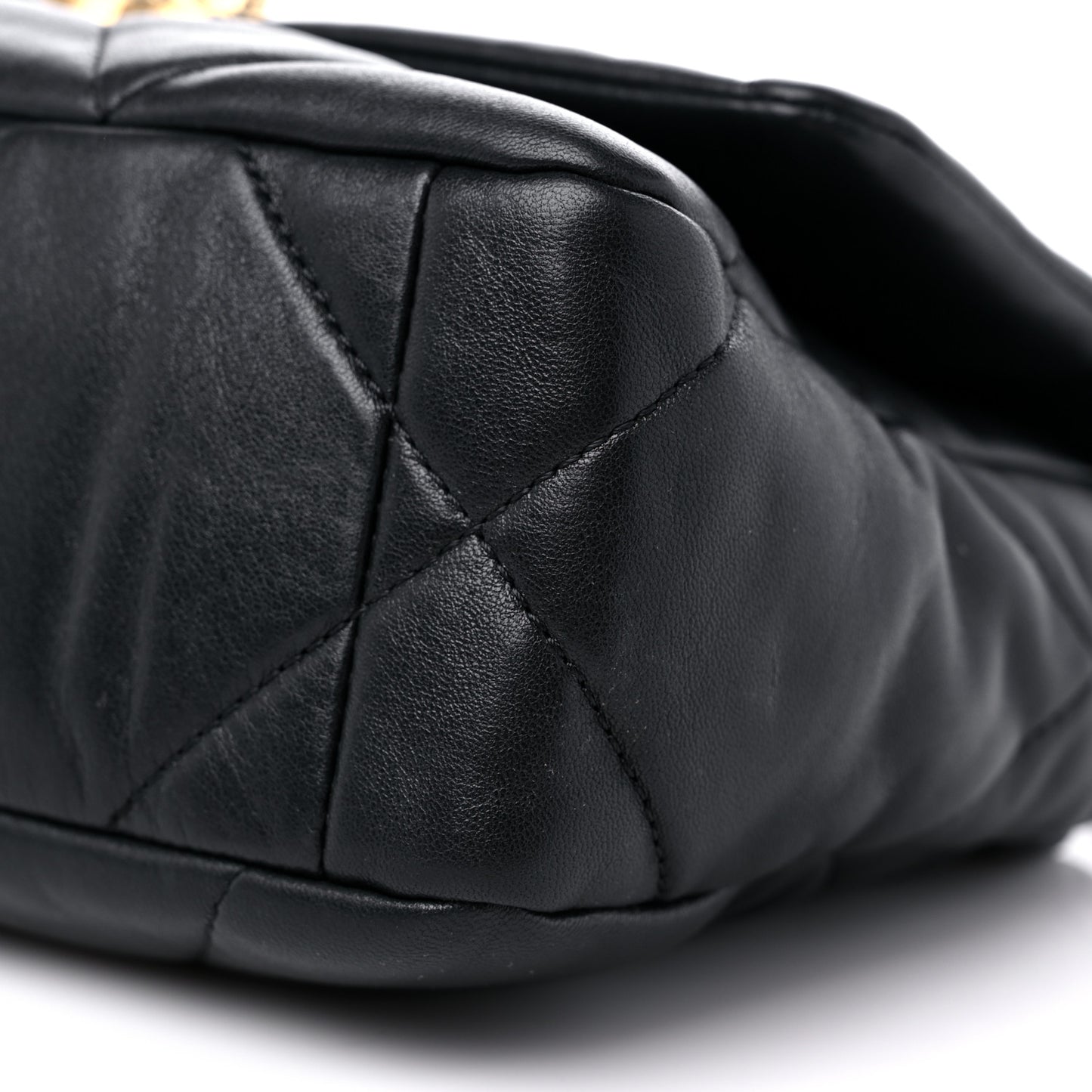 Lambskin Quilted Medium Chanel 19 Flap Black