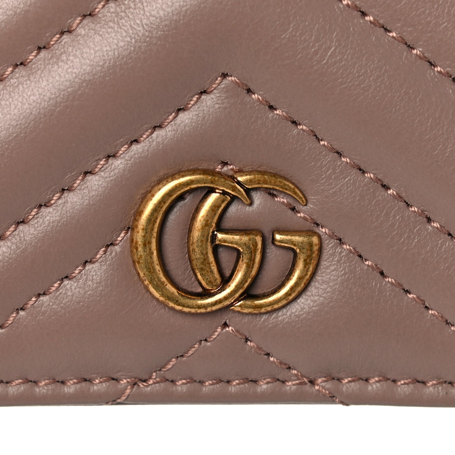 Calfskin Matelasse GG Marmont Card Case Wallet Porcelain Rose