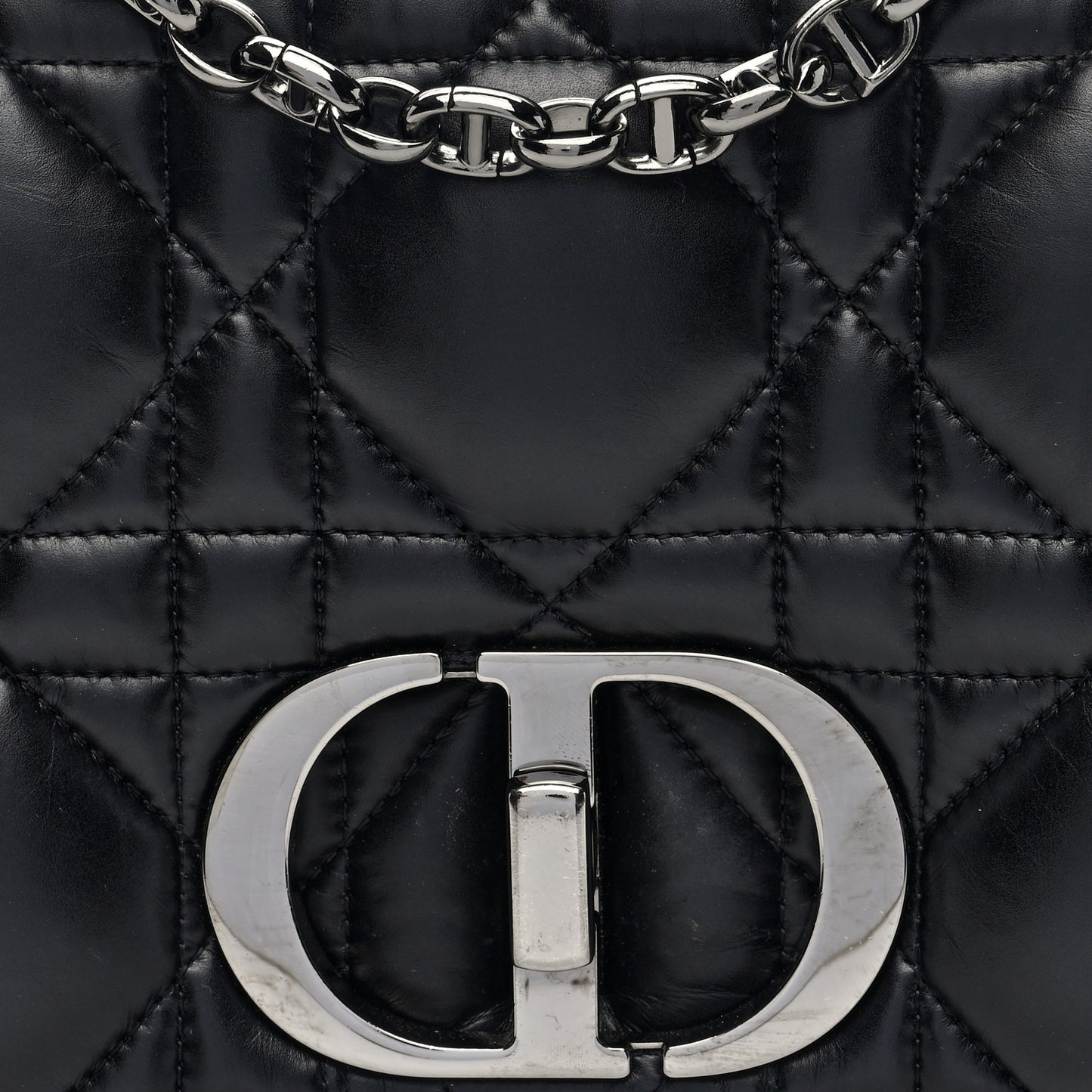 Calfskin Macrocannage Medium Caro Bag Black