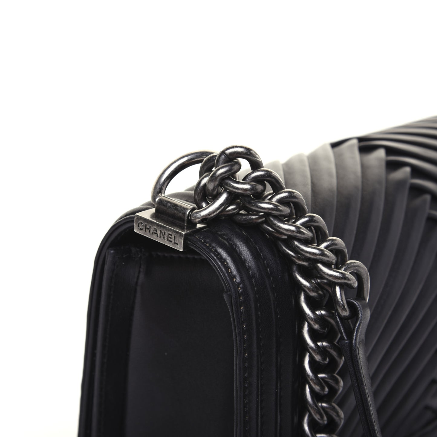 Lambskin Pleated Medium Boy Flap Black