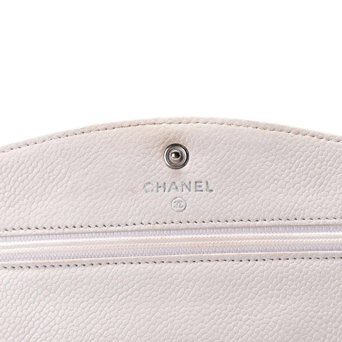Caviar Timeless CC Wallet on Chain WOC White