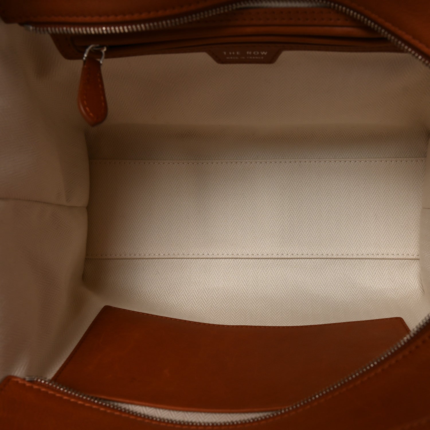 The Row Polished Saddle Calfskin Marlo 12 Tote Bag Acero 5 of 9