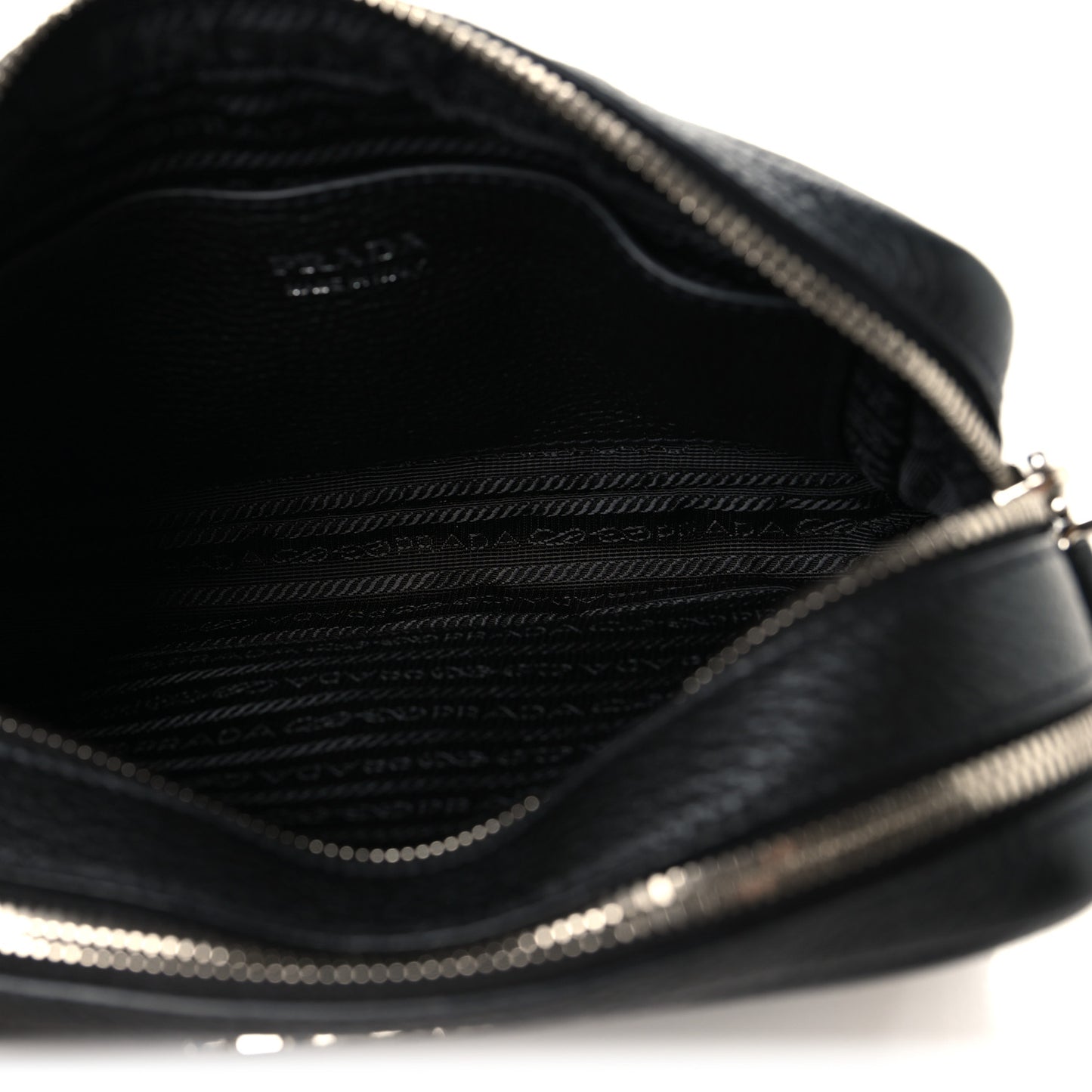 Vitello Daino Soft Camera Crossbody Black