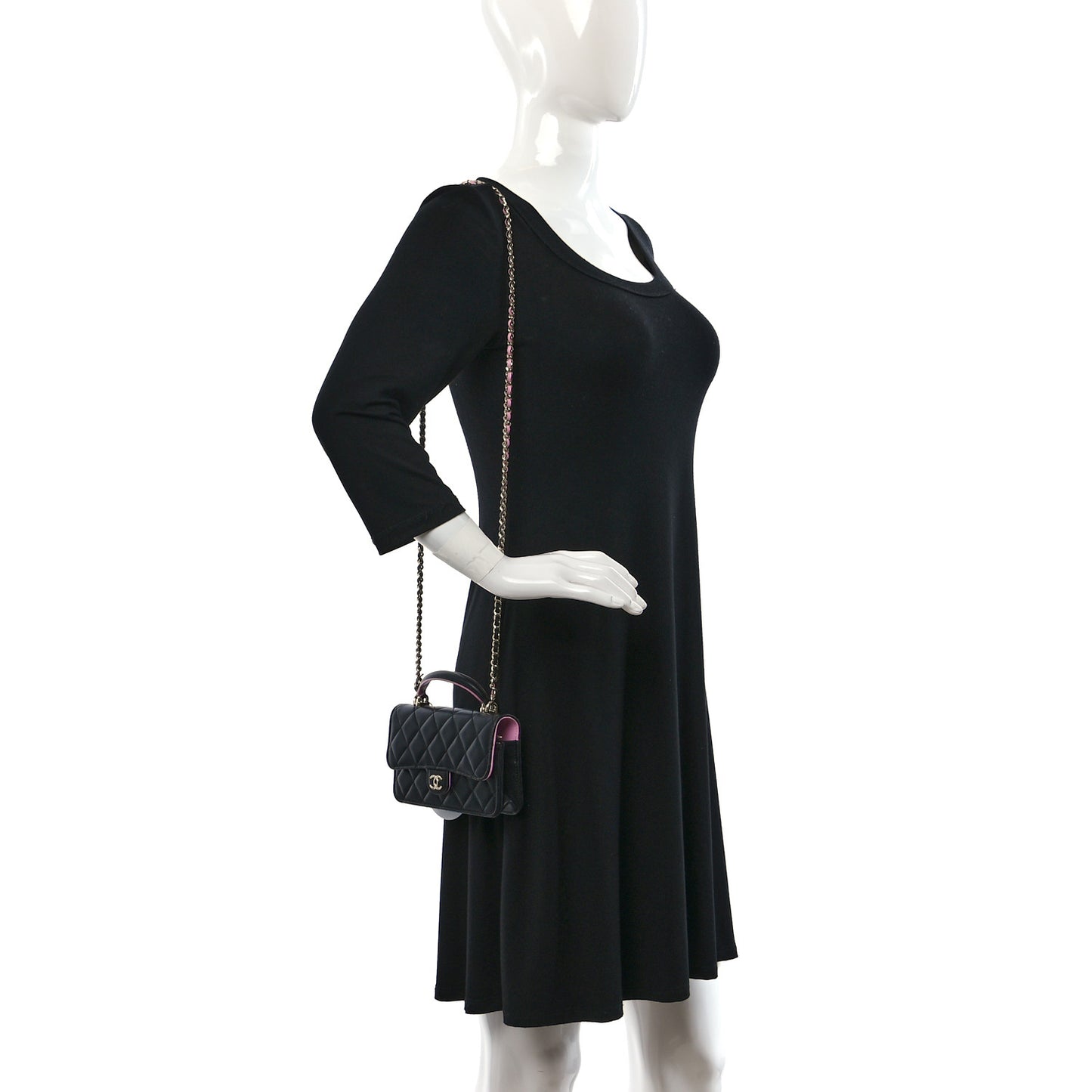 Lambskin Quilted Flap Phone Holder With Chain Black Lilac