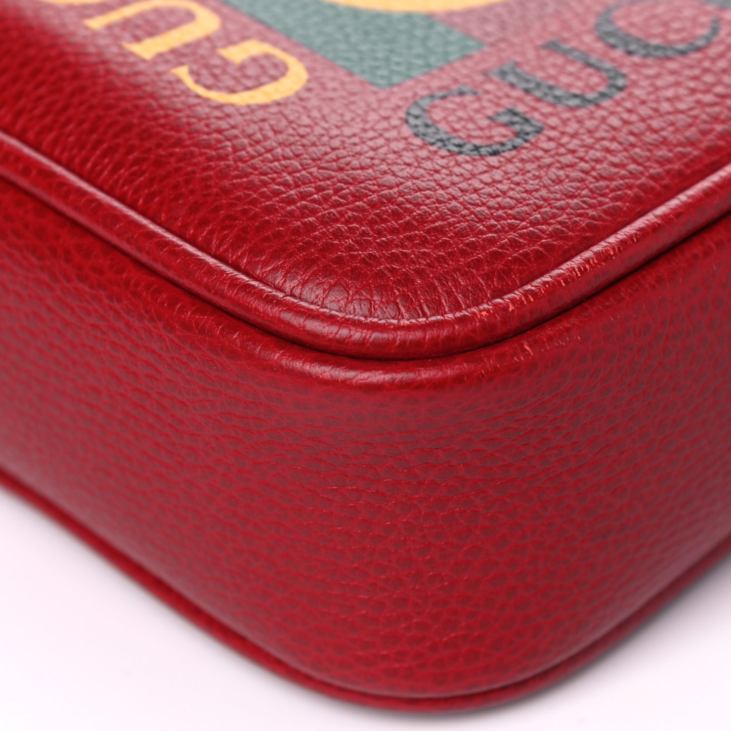 Grained Calfskin Logo Messenger Bag Hibiscus Red