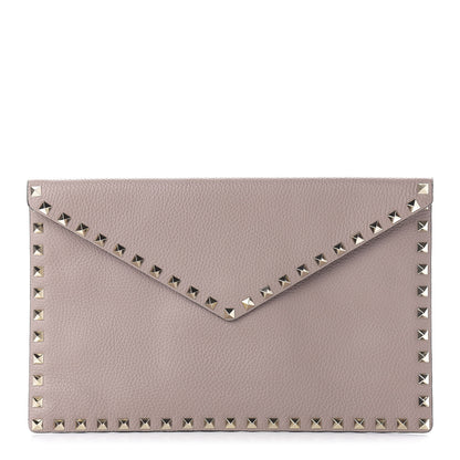 Valentino Garavani Pebbled Calfskin Rockstud Envelope Clutch Poudre 1 of 9