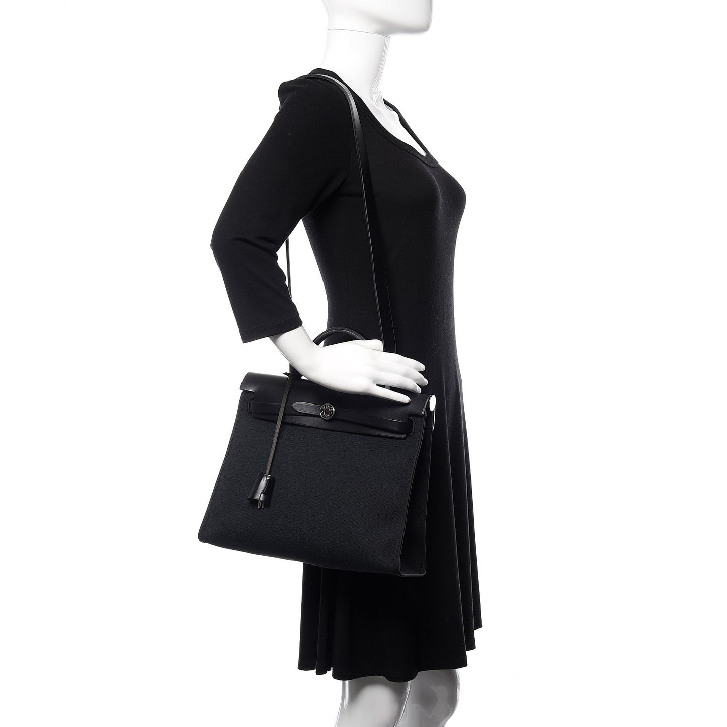 Military Toile Vache Hunter Herbag Zip PM 31 Black